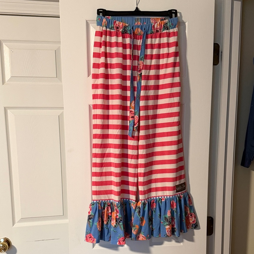 Matilda Jane Pink and White Striped flowing capri pants with Blue Floral Trim